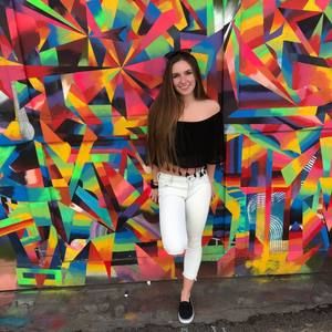 Meet your Posher, Katrina